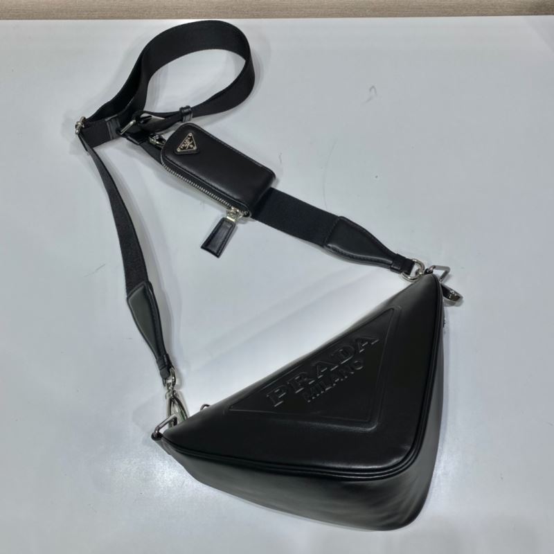 Pra*a triangle pouch